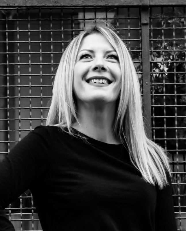 Marion, coiffeuse au salon Le 58